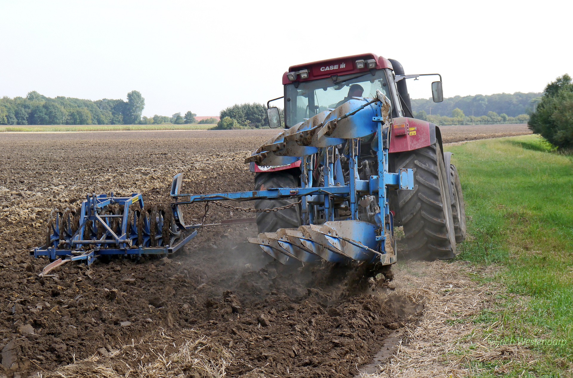 methods-of-regenerative-agriculture-2-zero-or-low-tillage-mulching