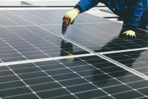 Big Wins on Renewable Energy: Amazon, AT&T, Verizon, T-Mobile, and Comcast 