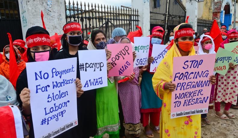 workers in Bangladesh protest against factory closures
