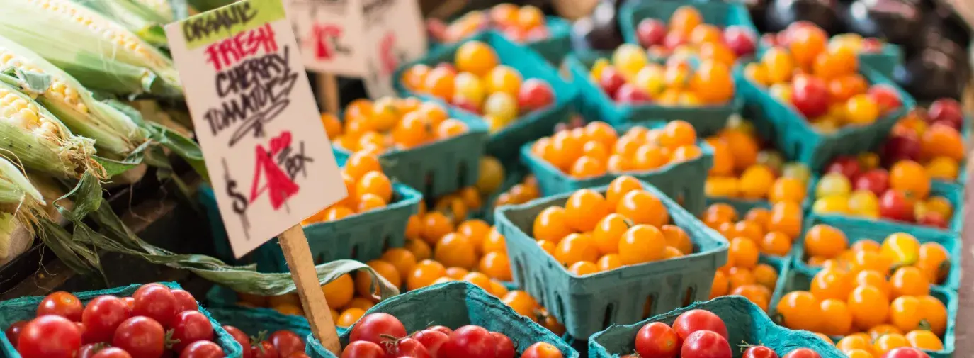 farmers market tomatoes