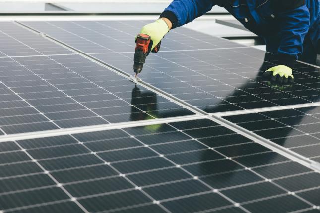 Big Wins on Renewable Energy: Amazon, AT&T, Verizon, T-Mobile, and Comcast 